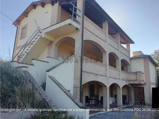 Villa in vendita di 50 m² in Frazione Bellisio Percozzone, 124
