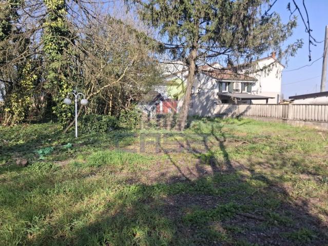Villa in vendita di 518 m² in Via Breda