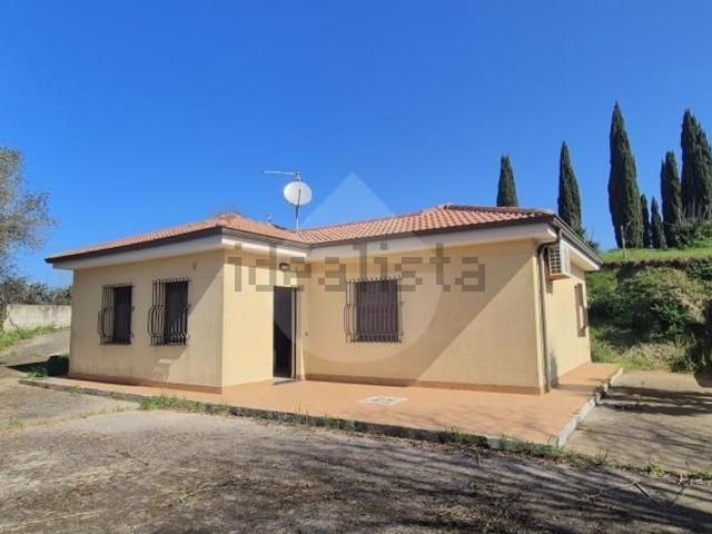 Case e ville in vendita di 70 m² in Strada Provinciale Per Sant&apos Onofrio, 1