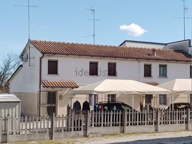 Villetta a schiera in vendita di 86 m² in Via Bassa