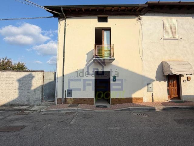 Villa in vendita di 87 m² in Via Ferrari