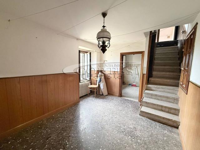 Villetta indipendente in vendita di 80 m² in Via la Fiora, 5