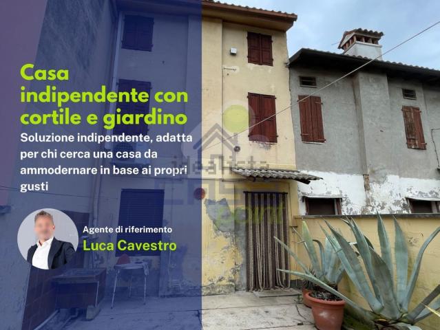Villa in vendita di 82 m² in Via Mazzini
