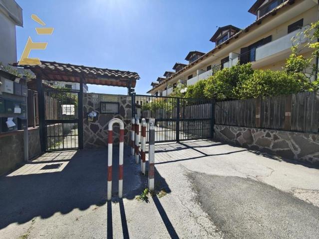 Villetta indipendente in vendita di 82 m² in Viale dei Pini Nord, 38