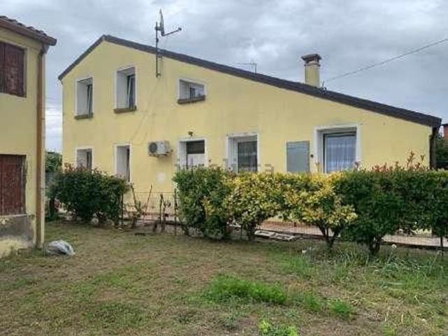 Villa in vendita di 94 m² in Via Giacomo Leopardi, 409