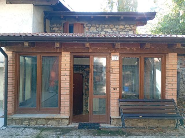 Villa in vendita di 95 m² in Via fontanagatta