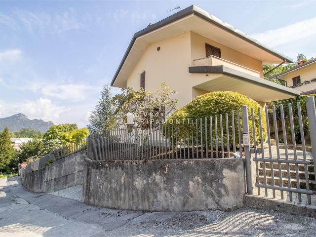 Villa in vendita, Galbiate villa vergano