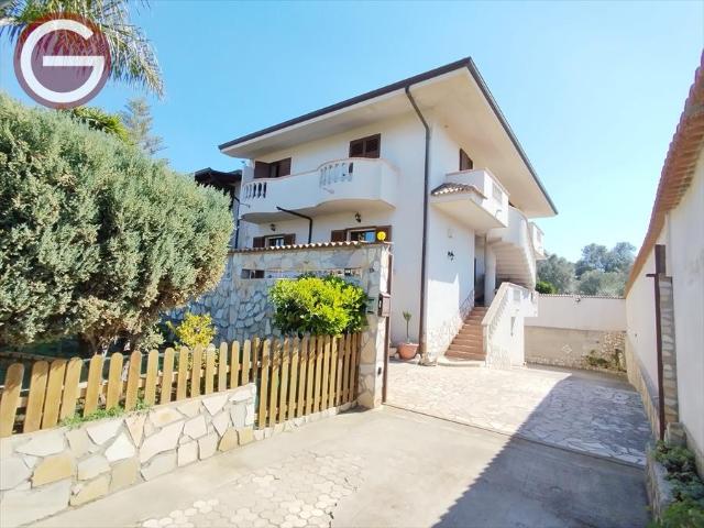 Villa in vendita in via toscanini, Gioia Tauro