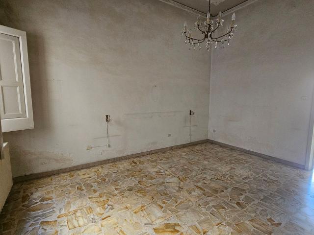 Villa in vendita in via alessandro manzoni 35, Vittoria