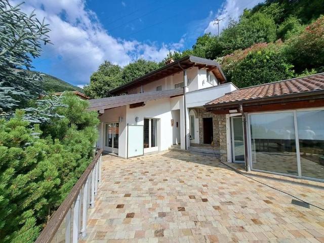 Prestigiosa villa in vendita Località Cerviano, Gravedona, Como, Lombardia