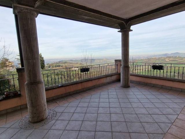 Villa in vendita Rocca Caminate, Meldola, Forlì Cesena, Emilia Romagna