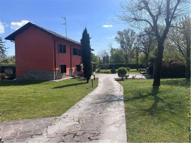 Villa in vendita Strada Cascine Barbavara, snc, Vigevano, Lombardia