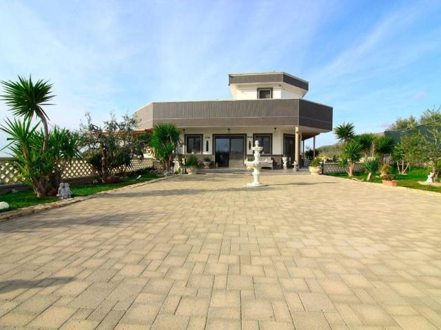 Villa in vendita Tratturo pulsano, 16, Manfredonia, Foggia, Puglia
