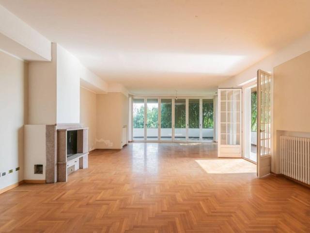 Villa in vendita Via Trento, 34, Cassano Magnago, Lombardia