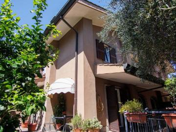 Quarto Miglio, Roma Lazio, Lazio - Balcone