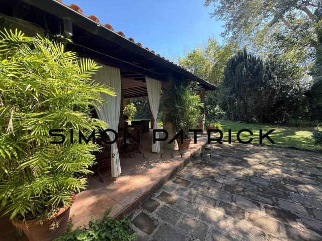 Villa in vendita Via Braccianese Claudia, Canale Monterano, Lazio
