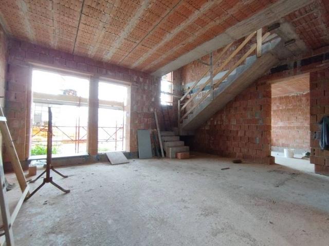 Villa in vendita Via Castelnuovo, 24, Serravalle Pistoiese, Pistoia, Toscana