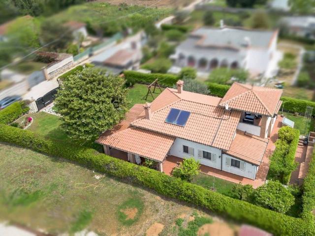 Villa in vendita Via Colle la Guardia, Terracina, Lazio