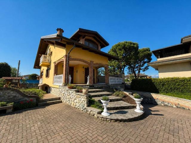 Villa in vendita Via Dante Alighieri, 29, Bosconero, Provincia di Torino, Piemonte