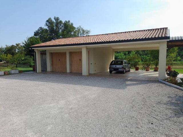Villa in vendita Via dei Sarin, 15, Montebelluna, Veneto