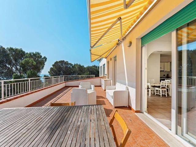 Villa in vendita Via del Glicine, 2, Livorno, Toscana