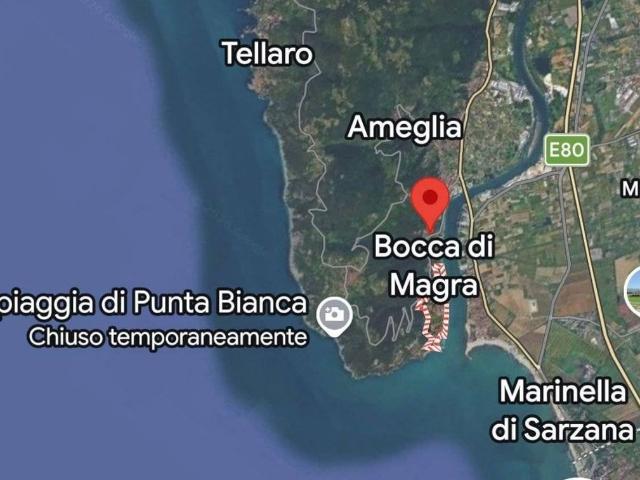 Villa in vendita Via della Pace, Ameglia, Liguria