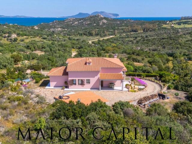 Villa in vendita Via Fontana Umbrina, 53F, Olbia, Sardegna
