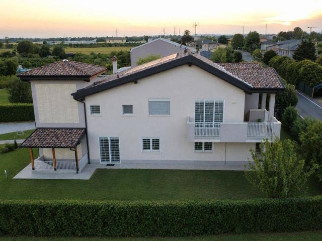 Villa in vendita Via Gelmetto, Verona, Veneto