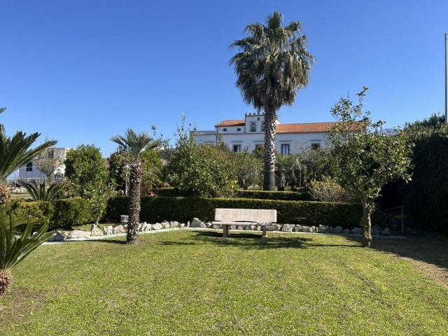 Villa in vendita Via Giovanni Battista Della Porta, Vico Equense, Campania