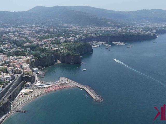 Villa in vendita Via Giovanni Battista Della Porta, Vico Equense, Napoli, Campania