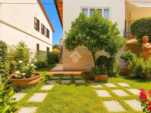 Villa in vendita Via Giovanni Boccaccio, 66, Campi Bisenzio, Firenze, Toscana