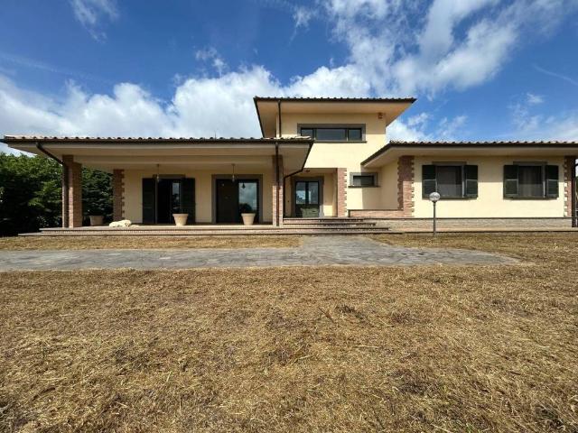 Villa in vendita Via Mantes la Jolie, Bagnoregio, Viterbo, Lazio