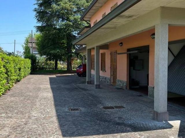 Villa in vendita Via Rodolfo Lori, Felino, Emilia Romagna