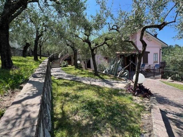 Villa in vendita Viale Costa dei Landò, Cogorno, Genova, Liguria