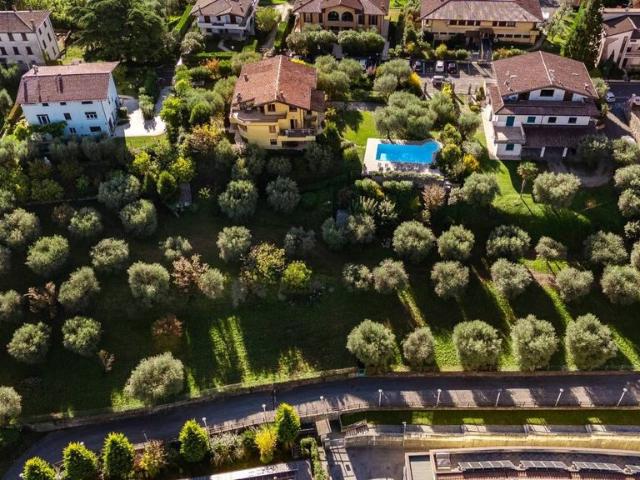 Villa in vendita Viale della Rimembranza, Manerba del Garda, Lombardia