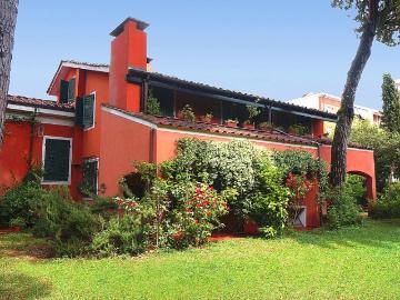 Villa in affitto Avenza, Carrara
