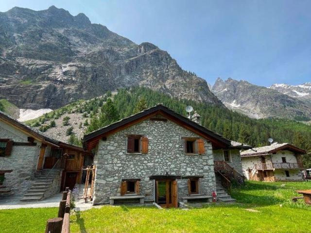 Villa in affitto a Courmayeur AO