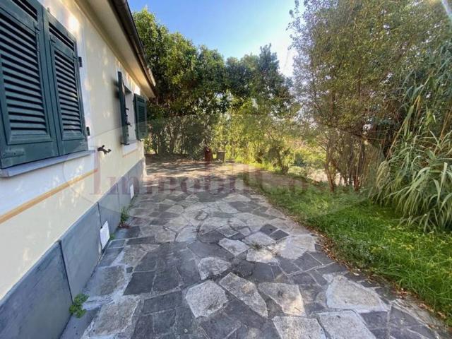 Villa in affitto a Cogorno corso Risorgimento, giardino, box, terrazzo TrovaCasa