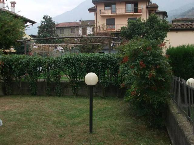 Villa in affitto a Colico LC