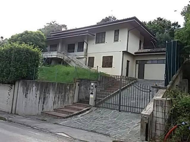 Villa in affitto a Colli al Metauro PU