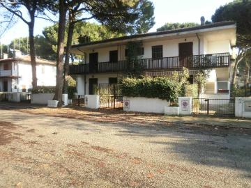 Villa Indipendente in affitto a Lidi Ferraresi - Giardino