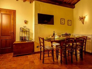 Villa in affitto a Calci via Roma, arredato, giardino privato, posto auto TrovaCasa