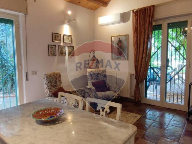 Villa in affitto a Caltagirone via ottavia penna, 32, arredato, giardino privato, terrazzo TrovaCasa