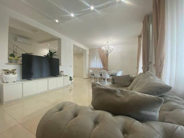 Villa in affitto a Camaiore LU