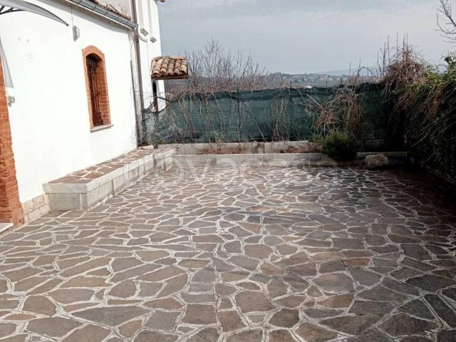 Villa in affitto a Campobasso via San Giovanni, 101, arredato, giardino privato, caminetto TrovaCasa