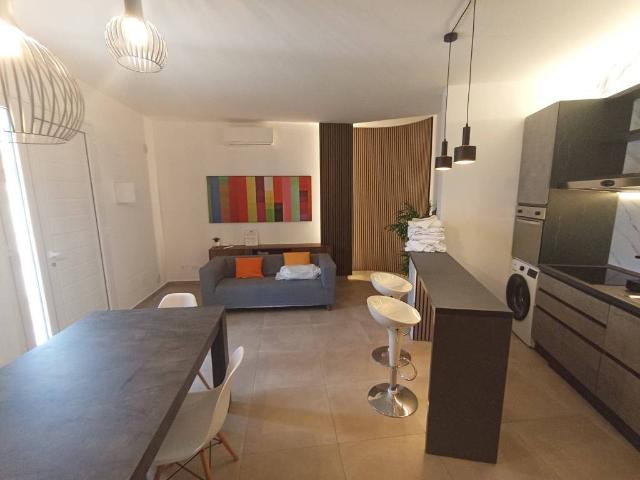Villa in affitto a Campofelice di Roccella PA