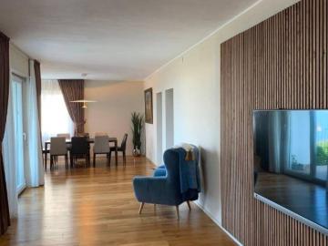 Villa in affitto a Campione d'Italia via Antonio Bezzola, 2, arredato, giardino privato, posto auto TrovaCasa