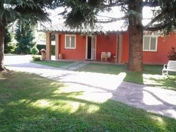 Villa in affitto a Capannori LU