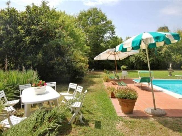 Villa in affitto a Capannori LU