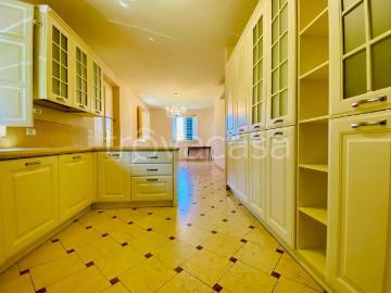 Villa in affitto a Capannori via Lombarda, giardino privato, posto auto, box TrovaCasa